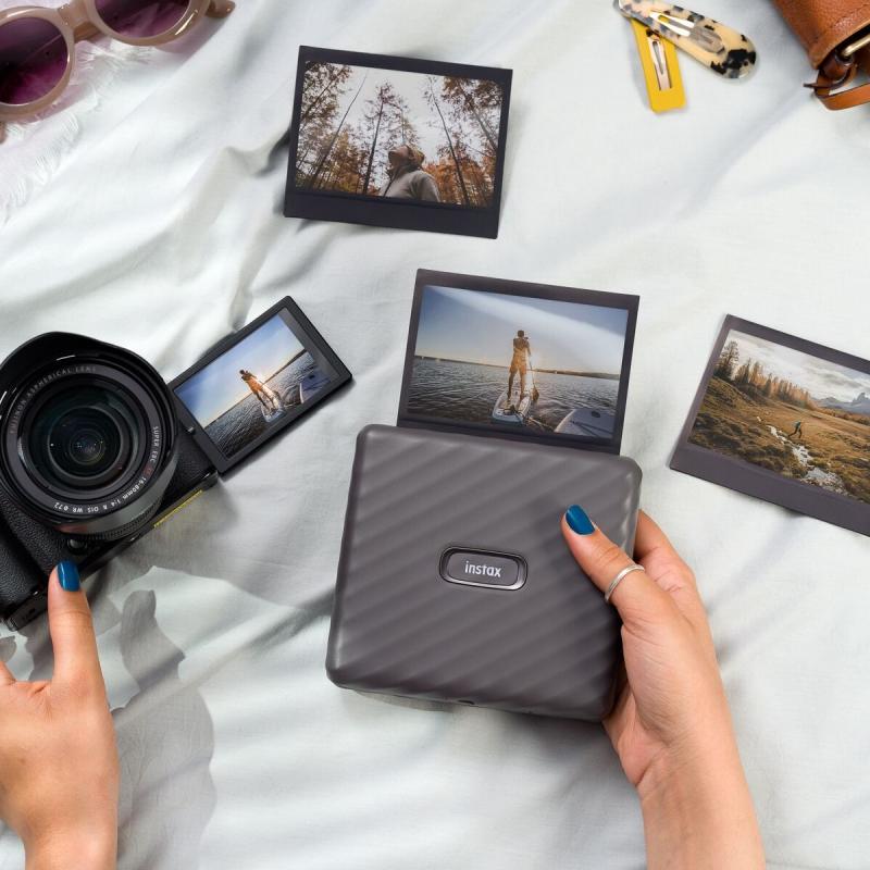 Mobilní tiskárna Instax Link WIDE · Větší je lepší
